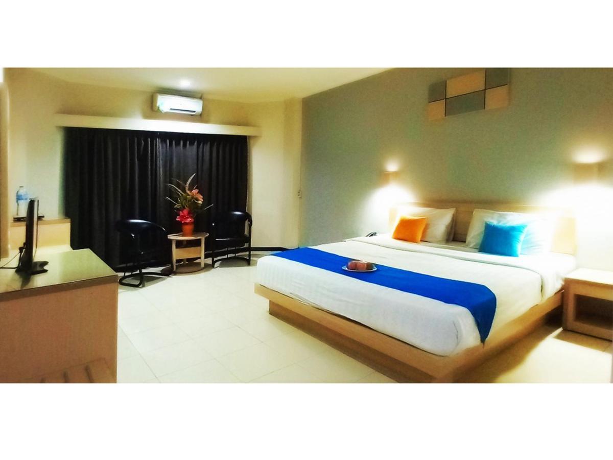 โรงแรมเมอร์ปาตี ปอนเตียนัค ภายนอก รูปภาพ