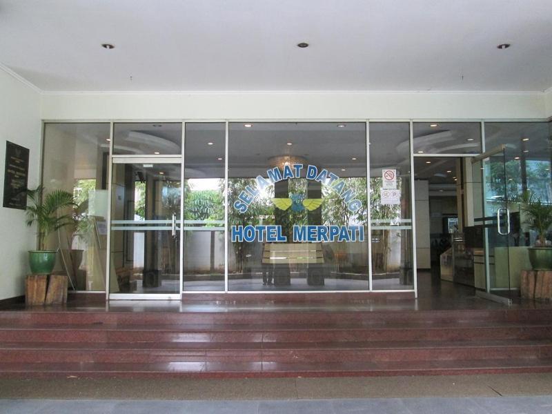 โรงแรมเมอร์ปาตี ปอนเตียนัค ภายนอก รูปภาพ